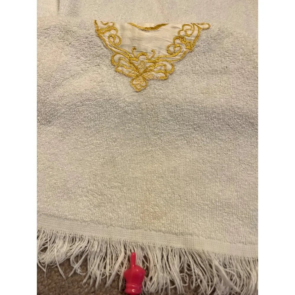 Vtg Cannon White Bath Towel With Fringe & Yellow 